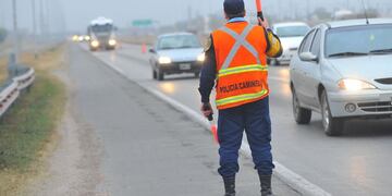 La Policía Caminera cortó el tránsito por el polvo en suspensión (foto ilustrativa).