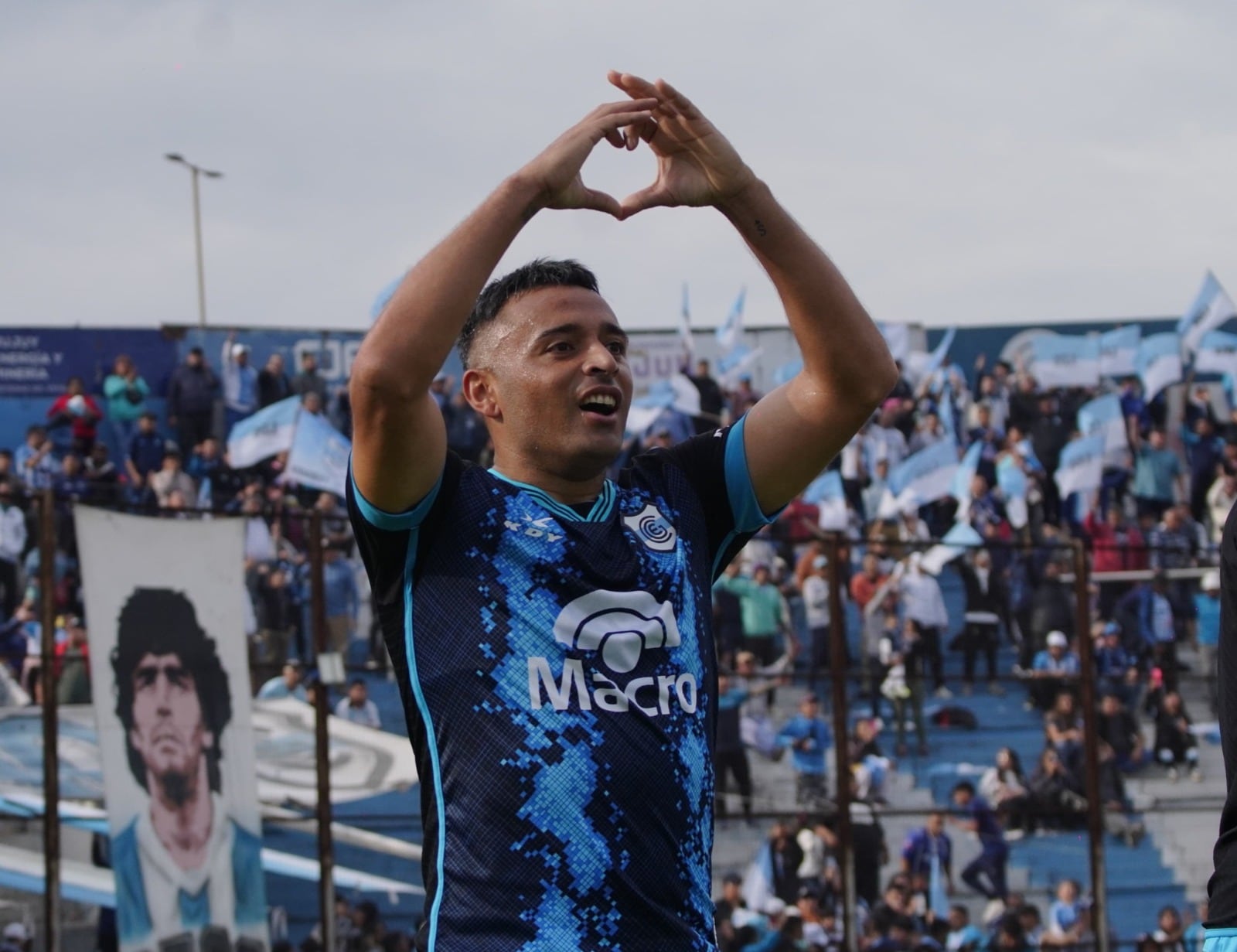 El segundo gol fue obra de Francisco Molina tras una gran jugada de Quintana y así sentenció la victoria del “Lobo” jujeño.