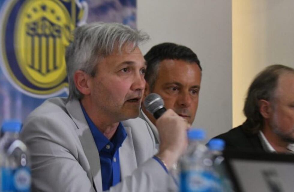 Vicepresidente de Rosario Central sufrió un fuerte choque en la zona noroeste