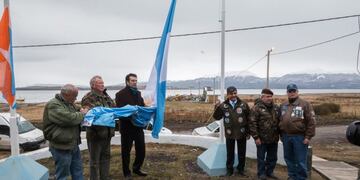 Homenaje ARA San Juan