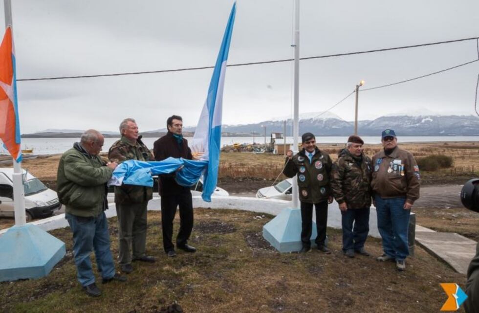 Homenaje a los tripulantes del submarino ARA San Juan