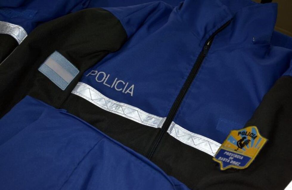 Policía de Santa Cruz informa a la comunidad prohibiciones durante acto eleccionario