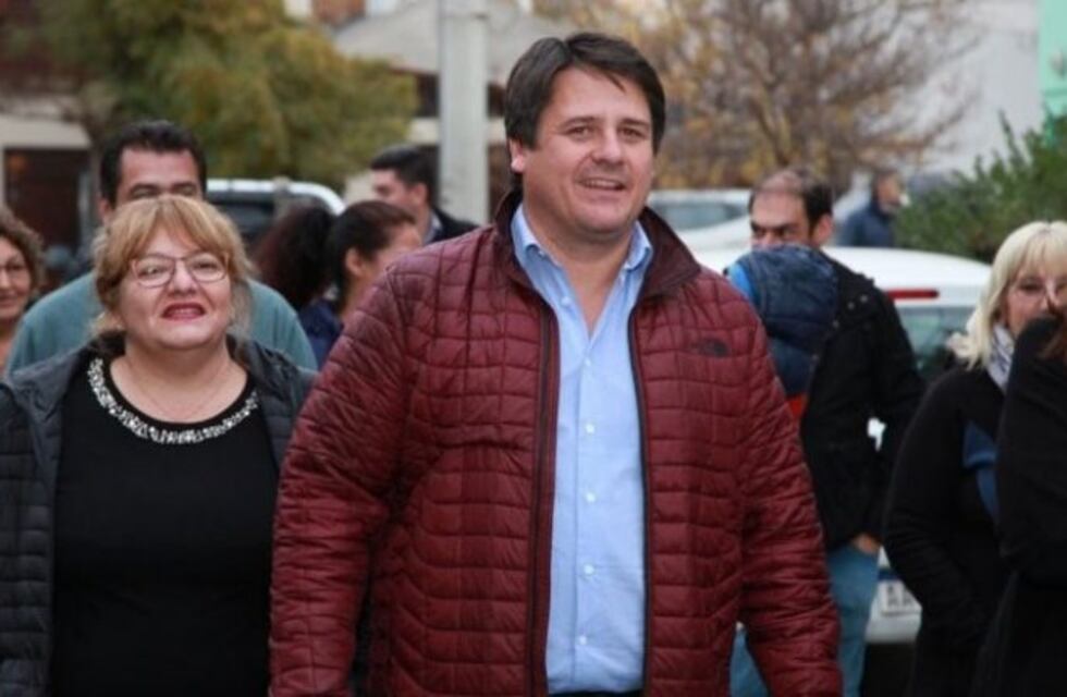 El intendente electo de Neuquén presentó la lista de representantes que trabajará en la transición