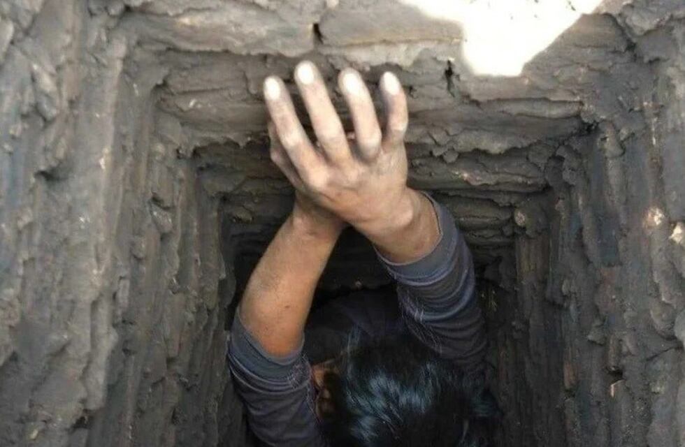 Sacaron a un ladrón que quedó atascado en una chimenea