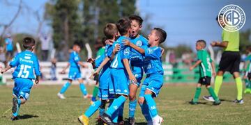 Para un día muy especial\u002E El video de Belgrano recordando a los niños que lo hicieron realidad como club\u002E