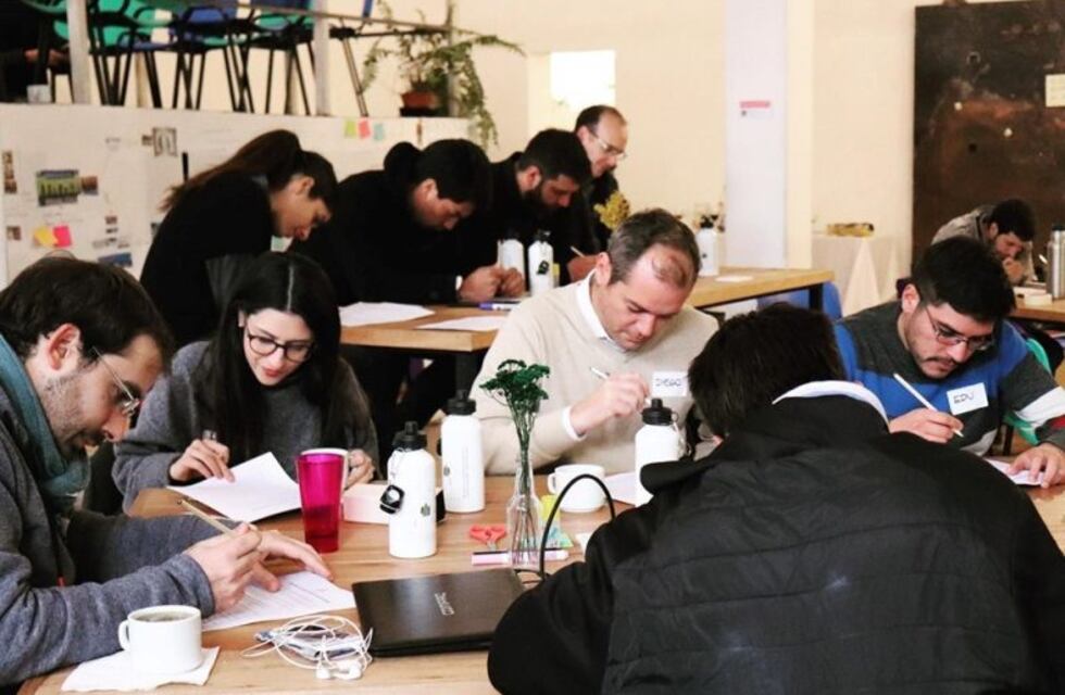 10 emprendimientos de Córdoba serán "incubados" por Facebook y Njambre