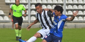 Deportivo Morón y Gimnasia de Mendoza no se sacaron diferencias\u002E
