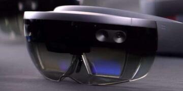 El casco de realidad aumentada Microsoft ya cumplió un año (Clarín)