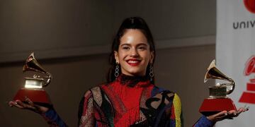 Rosalía sorprendió por un polémico look que usaba en la adolescencia\u002E \nREUTERS/Steve Marcus
