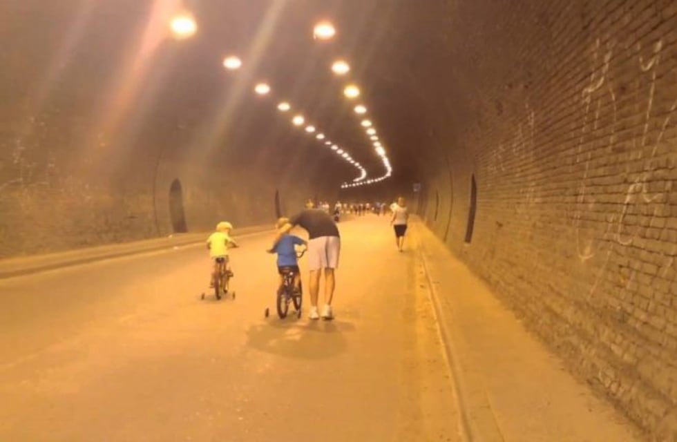 Proponen hacer bicisendas en el túnel Arturo Illia
