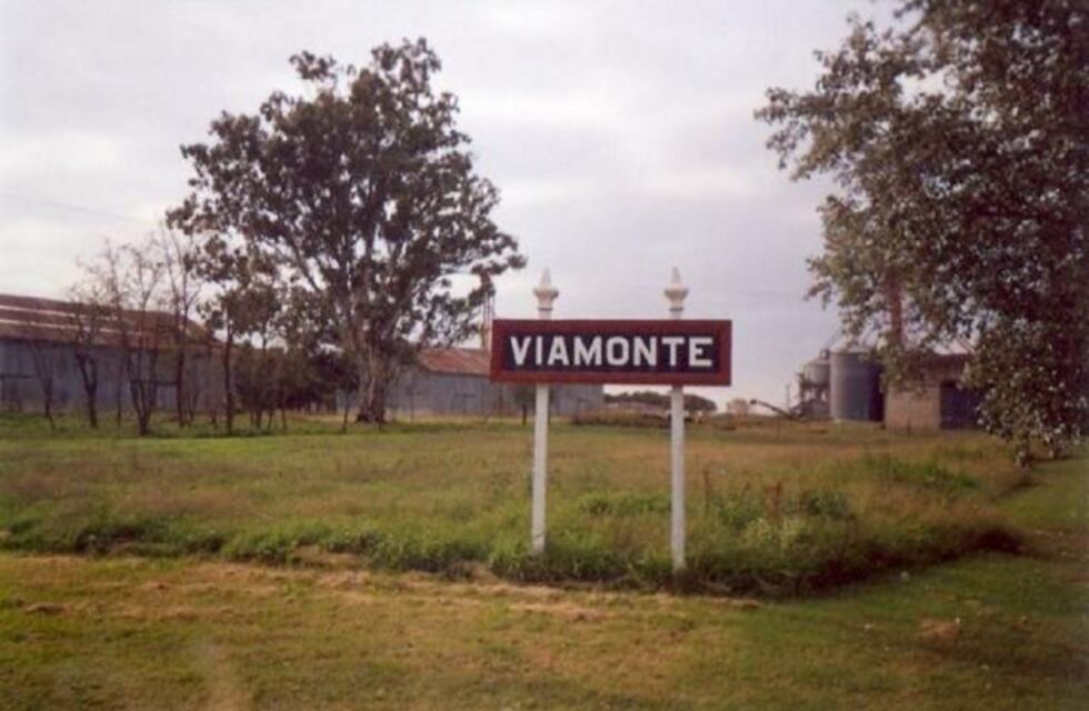 Maestra jardinera tomaba fotos a los niños y las mandaba a su novio