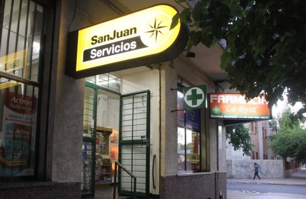 Guardó $243.000 en la gaveta de la moto y en un descuido se lo robaron