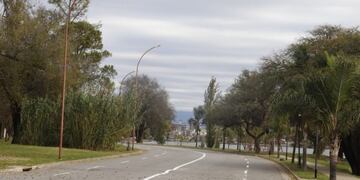 Así se encuentra parte de la costanera\u002E (Foto: prensa municipal)\u002E