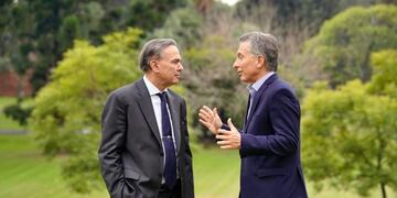 Mauricio Macri y Miguel Angel Pichetto (Fotos: Natacha Pisarenko, Sol Vazquez/AP)