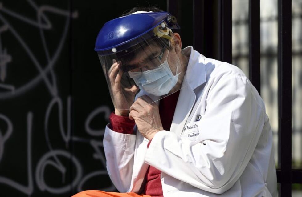 Fallecieron cuatro personas por coronavirus en Santa Fe este sábado