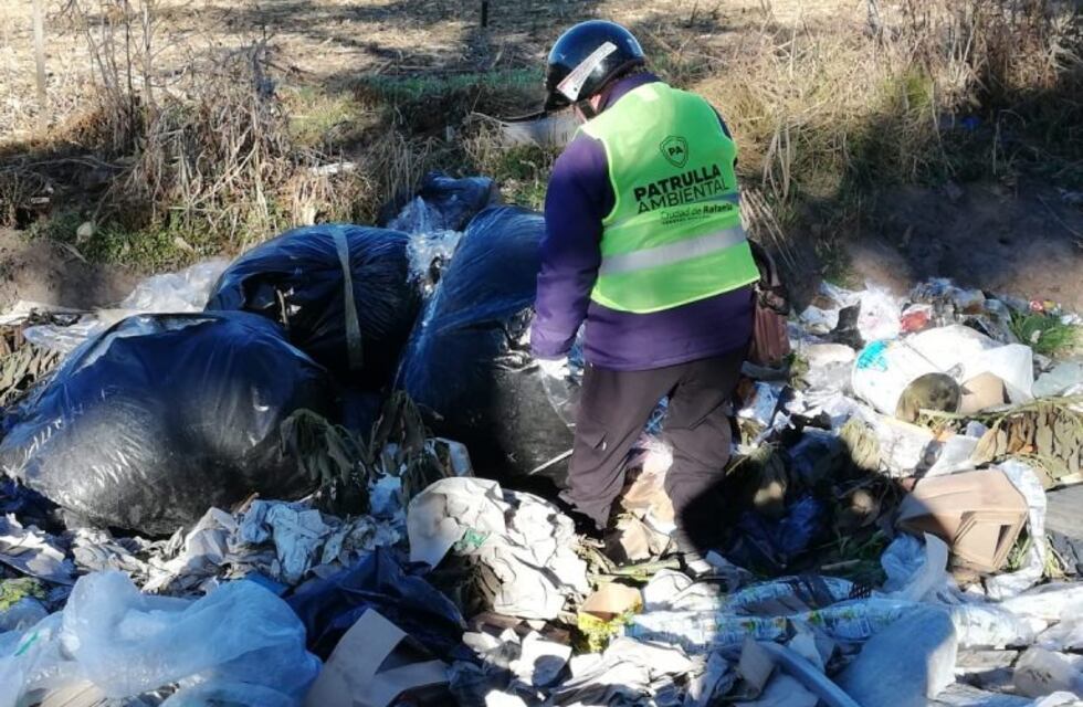 La patrulla ambiental busca desactivar los basurales