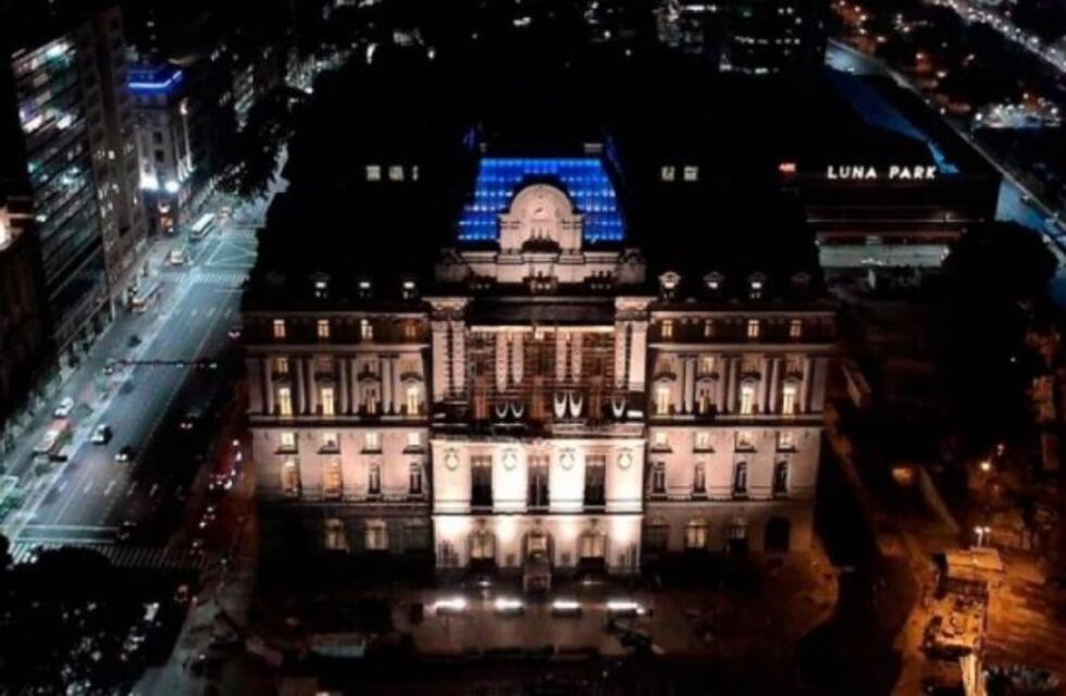 Intentarán cambiarle el nombre al Centro Cultural Kirchner