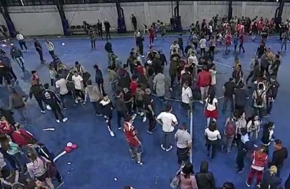 Una pelea de barras opacó la final de la Copa Argentina de futsal entre Huracán y San Lorenzo