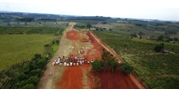 Coronavirus: acondicionan la pista de aterrizaje en San Vicente