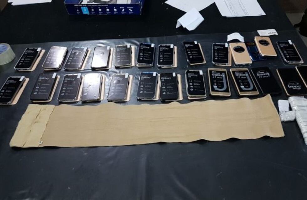 Detuvieron a tres hombres que ingresaban al país celulares de contrabando por $400 mil