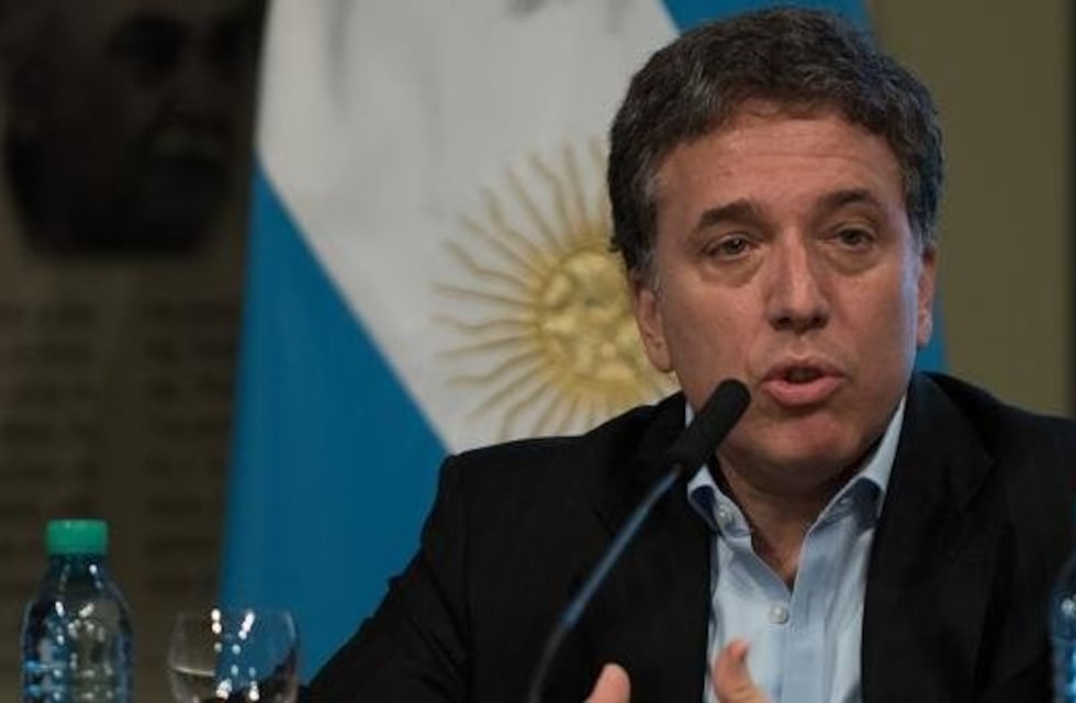 Dujovne, tras la suba del dolar: "No hay motivo para que la volatilidad de hoy subsista"