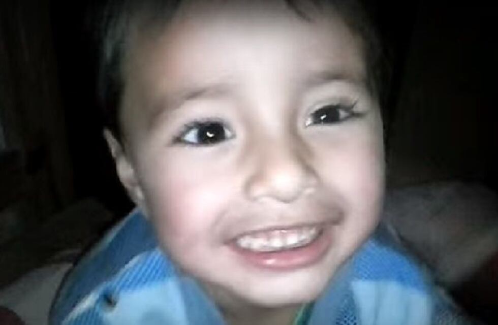 Ofrecen un millón de pesos de recompensa para encontrar a un niño santafesino