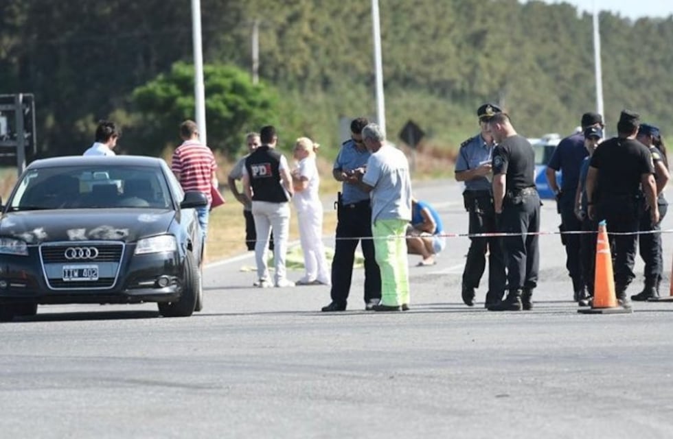 Balearon el auto de la novia de "Bam Bam" Funes mientras iba al velatorio