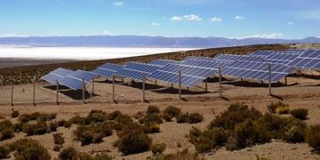 Paneles solares en Olaroz Chico, Jujuy