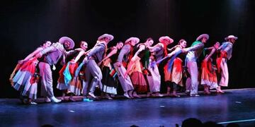 Academia de Danzas El Caldén (foto facebook/Academia de Danzas El Caldén)