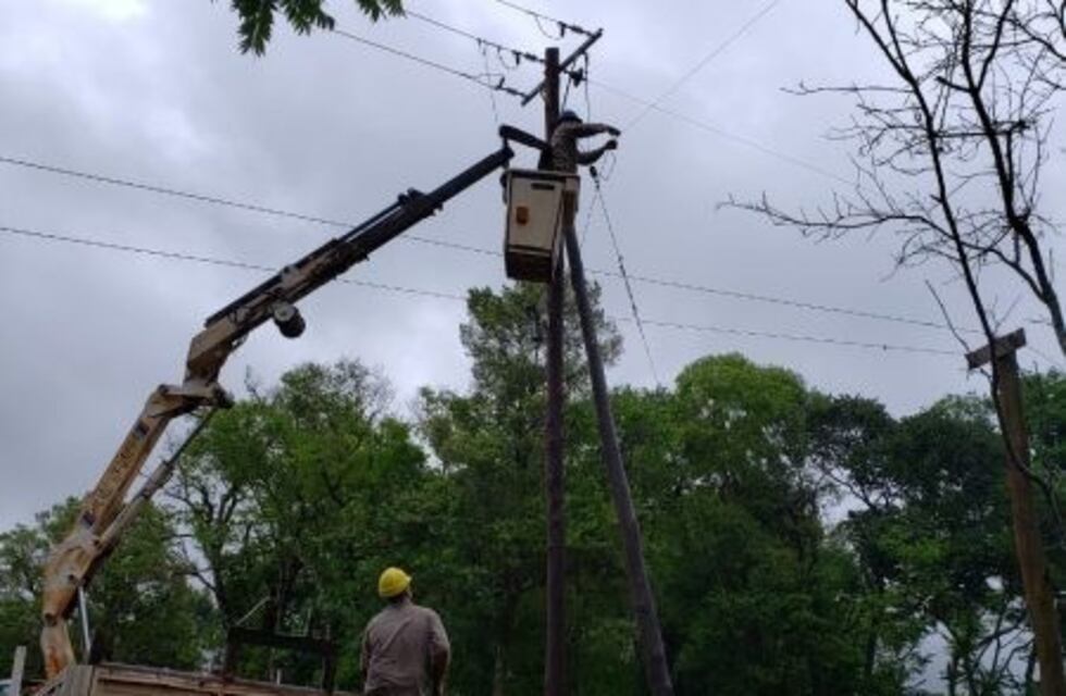 Instalaron casi mil metros de línea eléctrica rural en Irigoyen