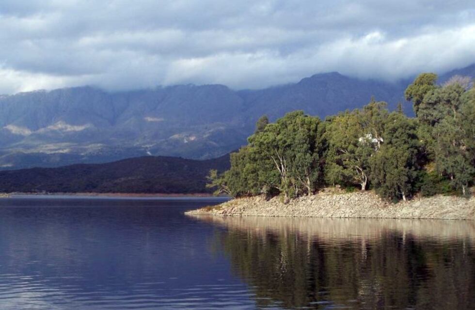 Habilitaron la pesca en el dique La Viña