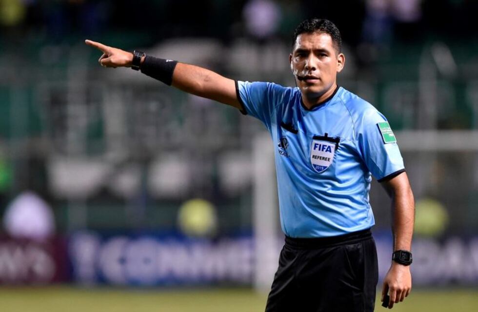 La Conmebol castigó al peruano Diego Haro y lo removió como encargado del VAR para la final de la Libertadores