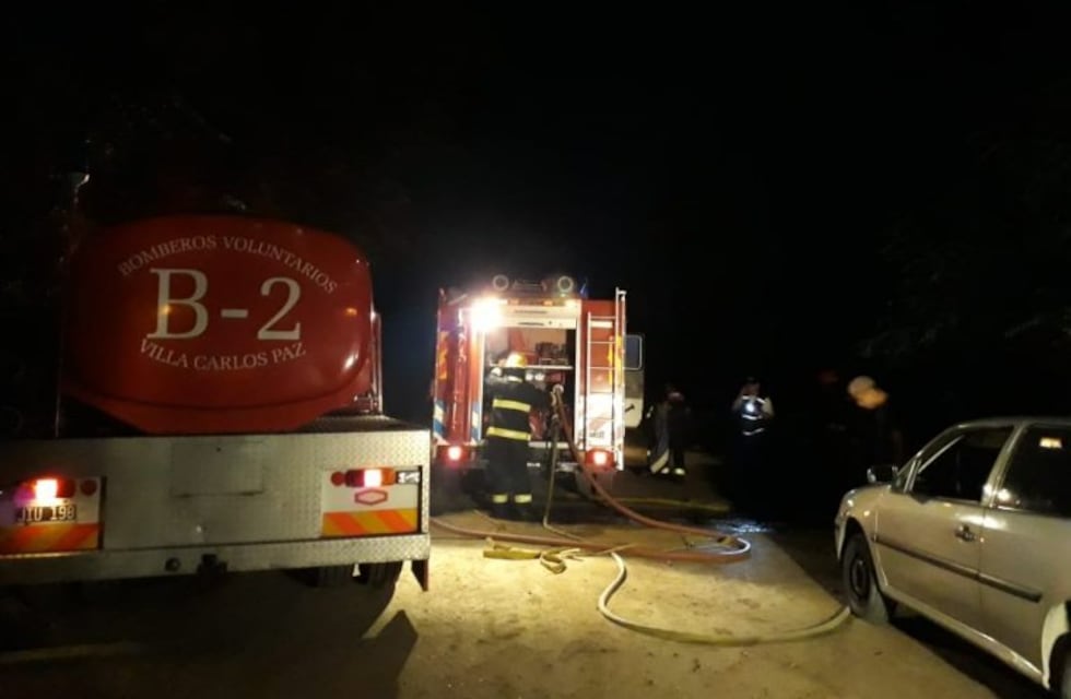 Intensa madrugada para los bomberos de Carlos Paz