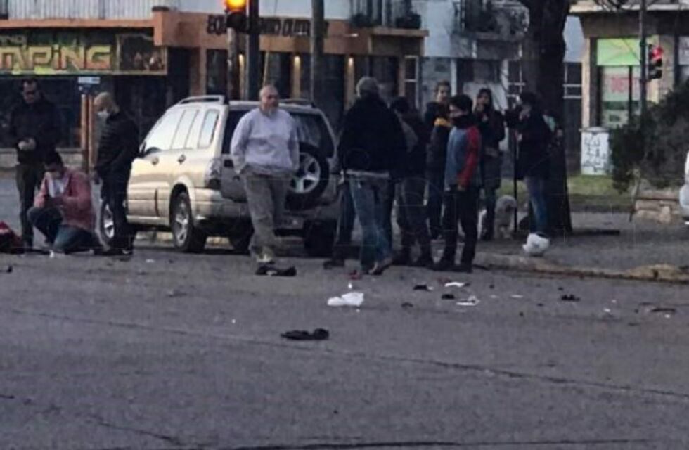 Necochea: conductor alcoholizado atropelló a madre e hijo que iban en una moto