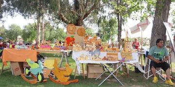 Primera feria barrial en Carlos Paz