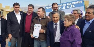 El gobernador Alfredo Cornejo y intendente de Las Heras, Daniel Orozco\u002E