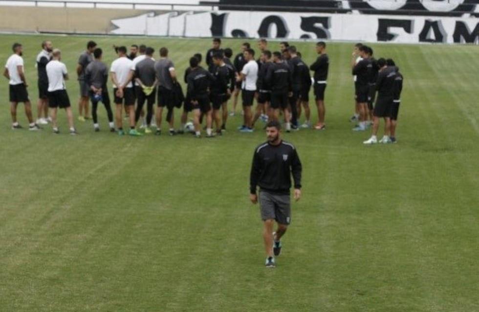 El Lobo va en busca del ascenso