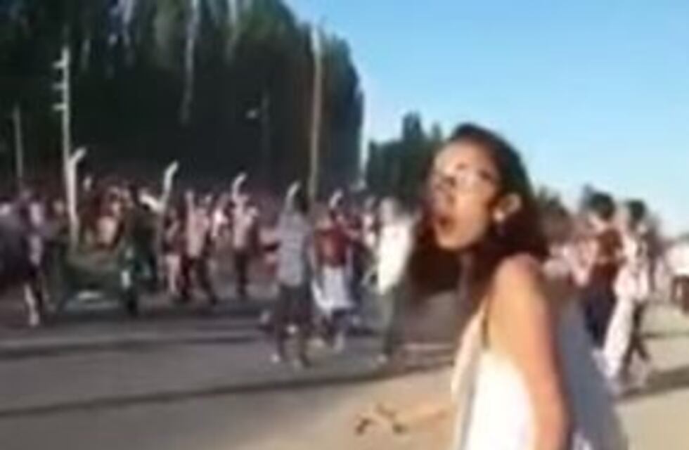 Viralizaron la brutal paliza a un joven a la salida de una fiesta