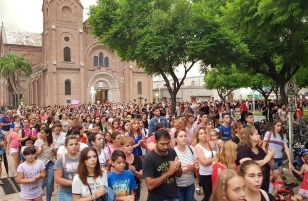 Esperanza marchó para pedir justicia por Agustina Imvinkelried