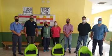 Los internos de Eldorado que integran “Los Toros” realizaron sillas de ruedas