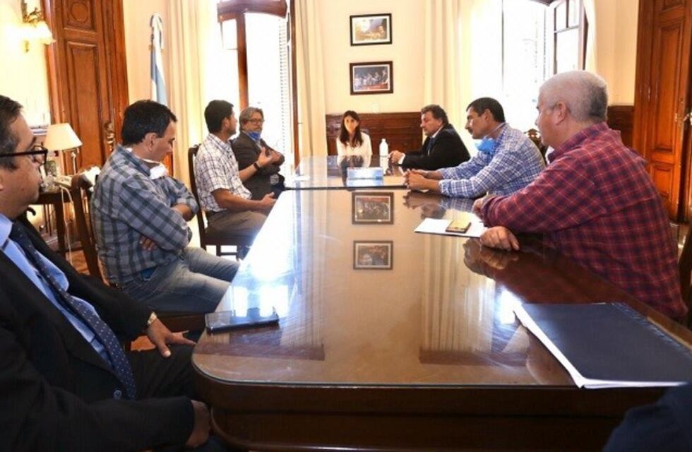 Coronavirus: Carolina Vargas Aignasse recibió a las autoridades de la FET y SEOC