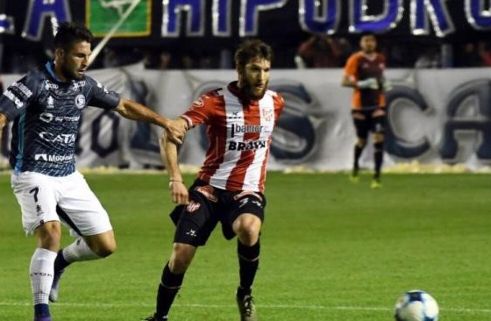 El DT de Instituto y la derrota: El rival aprovechó sus momentos