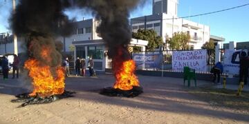 Reclamos en la fábrica de Zanella en San Luis\u002E