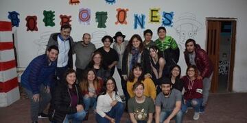 Pico truncado dia de la juventud