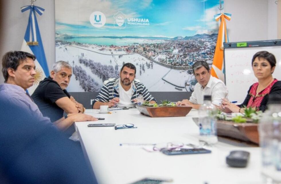 Vuoto encabezó reunión de trabajo con las áreas operativas