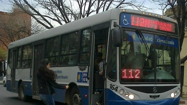 Los maleantes sorprendieron al chofer de la lu00ednea 112 en Constituciu00f3n y Lamadrid.