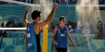 Mauro Zelayeta y Bautista Amieva se juegan el pase a la final del beach volley en Buenos Aires 2018\u002E