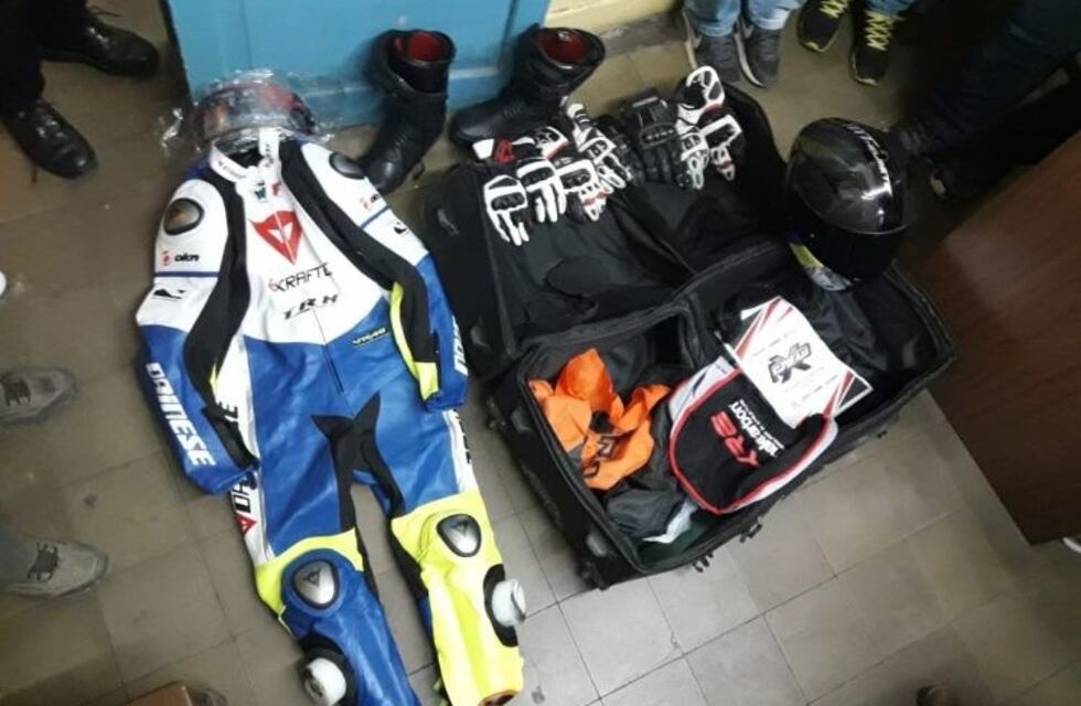 Encontraron en la "Cueva del Chancho" el equipo robado al piloto de Superbike