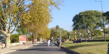 Costanera del tiempo\nCrédito: Vía Gualeguaychú