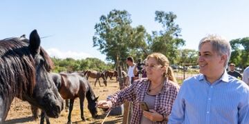 El candidato a Intendente de Hacemos por Córdoba felicitó a los integrantes de la fundación que protege a los caballos\u002E